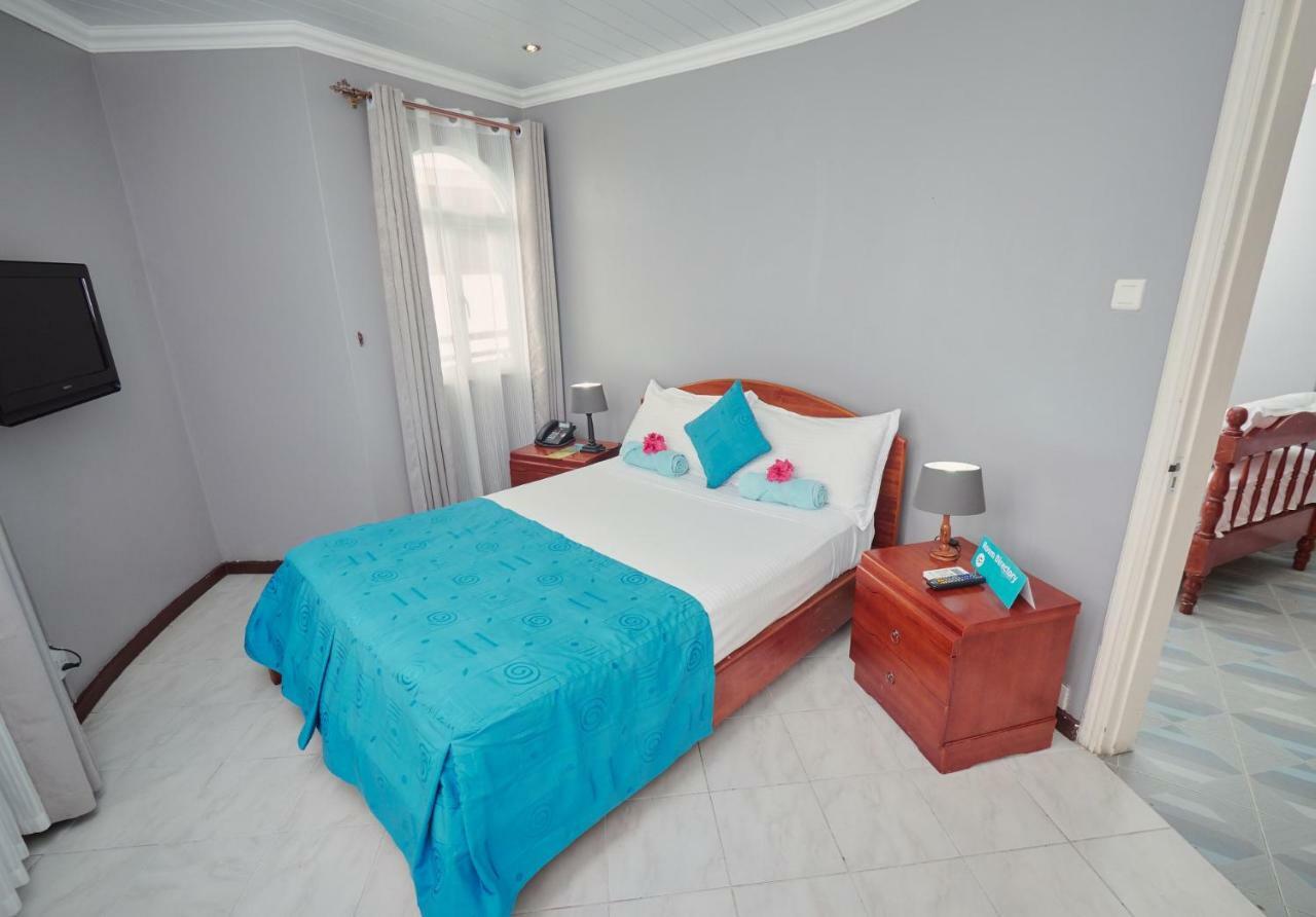 Gold Beach Resort Flic en Flac Экстерьер фото